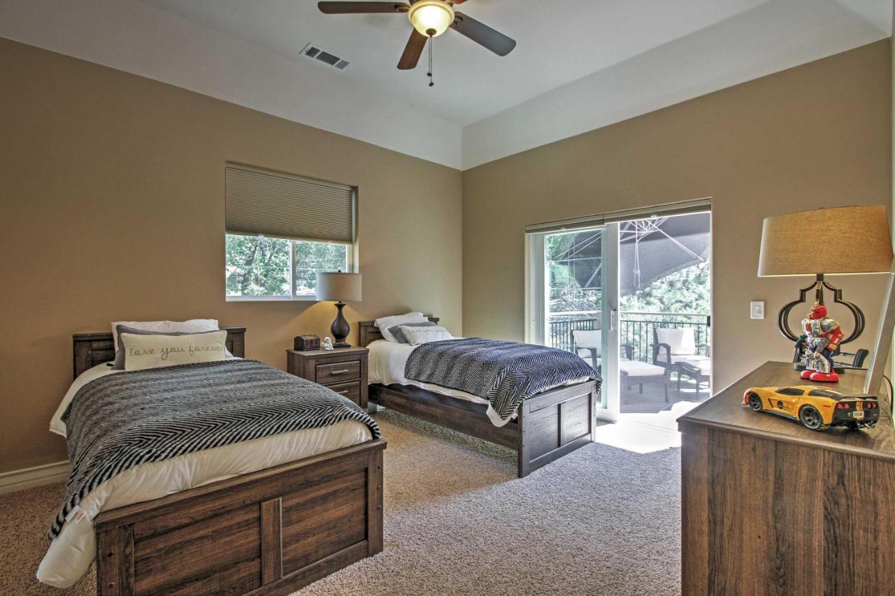 Roomy Home With Deck, 5 Mi To Lake Arrowhead Village 외부 사진